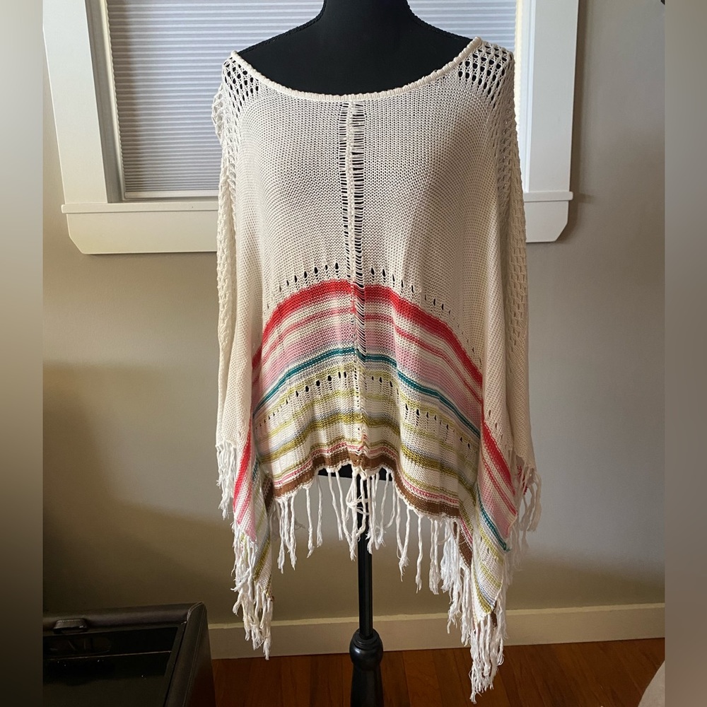 Billabong knit poncho